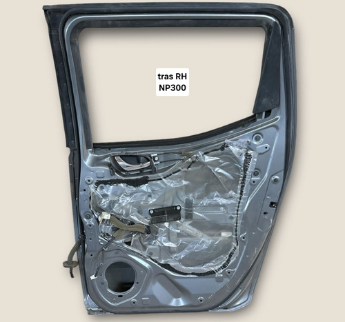 Puerta Trasera Derecha Nissan Np300 Original (Usado)