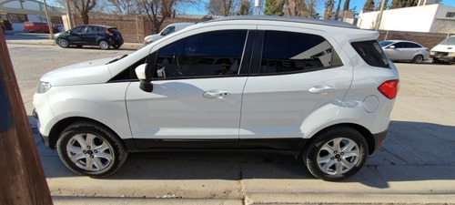 Imagen 2 de 6 de Ford Ecosport 2014 1.6 Titanium 110cv 4x2