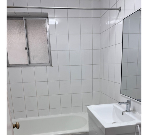 Casa Cercana Metros Alcantara Y Colon