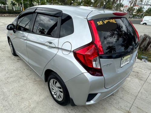 Honda Fit 2015 Ojo No Vendo A Intermediario