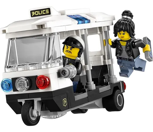 Lego Ninjago Movie City Chase 70607 Building Kit (233 Piece)