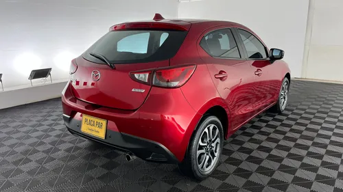 Mazda 2 GRAND TOURING