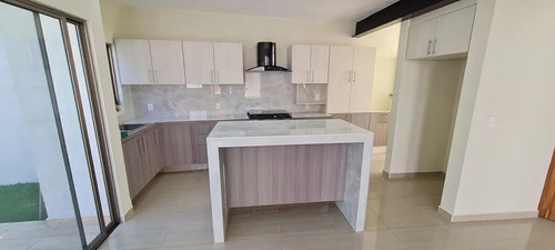 Casa En Venta En Lomas De Cuernavaca, Temixco, Morelos