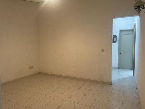 Casa En Venta En Villas De Irapuato, Irapuato, Gto.