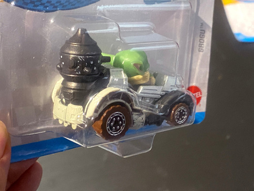 Hot Wheels Racer Verse Grogu Star Wars 2025 Gris