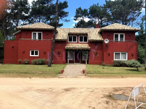 Impòrtante Propiedad En Venta Y Alquiler En El Barrio Privado Mas Cool De Manantiales.- Ref: 359