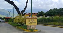 Comprar Townhouse En Venta Trigal De San Diego. A Pocos Metros De La Av. Don Julio Centeno. Cercano A Farmacias, Sitios De Interes, Supermercados, Entre Otros. Vigilancia Privada. Contactame. Dapo