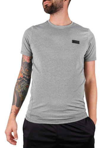 Remera Hombre Wilson Training Clxvii Gris Jj deportes