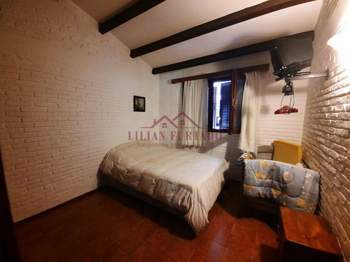 Hermosa Casa Ubicada Estratégicamente En El Barrio De San Rafael- Ref: 1330