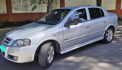 Chevrolet Astra 2.0 Advantage Flex Power 5p