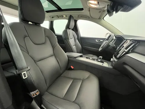 Volvo XC60 PLUS T8 4X4 PHEV