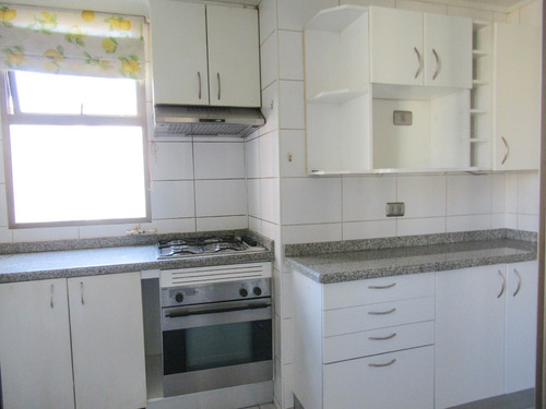 Hermoso Departamento Con Linda Vista Despejada (3d / 2b)