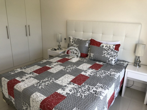 Apartamento Frente Al Mar- Ref: 3009