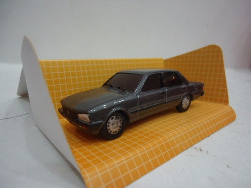 Peugeot 505 Gris Ocasion Del Leon 1/43 Hermosa Replica