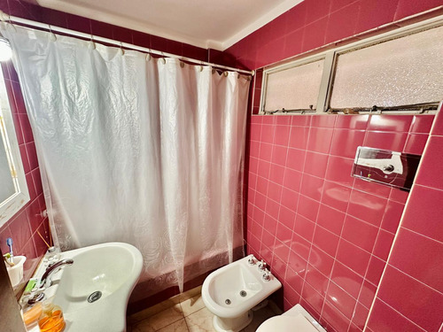 Departamento En Avenida Juan Bautista Alberdi 200