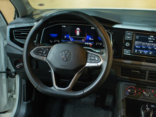 Volkswagen Nivus 1.0 200 TSI TOTAL FLEX COMFORTLINE AUTOMÁTICO