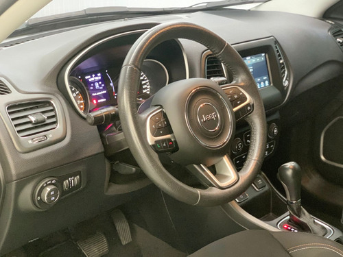 Imagem 9 de 14 de Jeep Compass Sport 2.0 Flex Automatico 2018