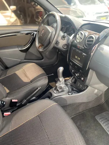 Renault Duster DYNAMIQUE/INTENS MT 1600CC 4X2
