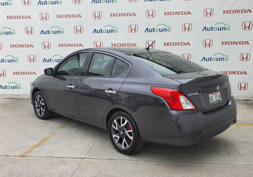 Imagen 4 de 12 de Nissan Versa Advance Mt 2019