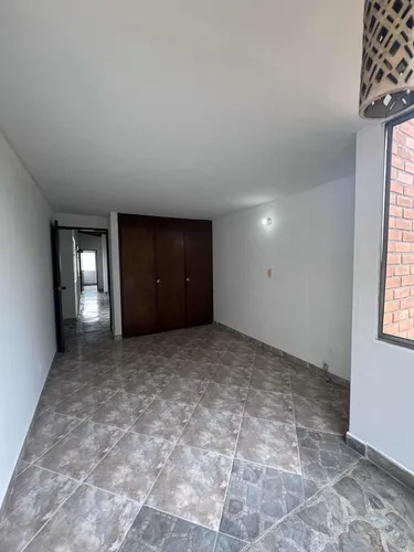 Apartamento En Venta. Laureles.