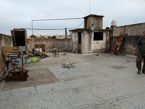 Imagen 8 de 17 de Casa En Venta En Caseros