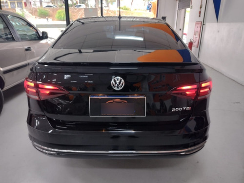 Imagem 5 de 17 de Volkswagen Virtus
