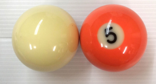 Imagen 1 de 1 de Combo Bola 5 + Bola Lisa Blanca De Billar ¡envio Gratis!