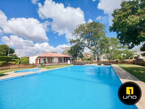 Imagen 17 de 20 de Linda Y Amplia Casa En Condominio Zona Urubo
