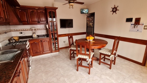 Imagen 8 de 26 de Venta De Casa 4 Ambientes En Caseros, Tres De Febrero