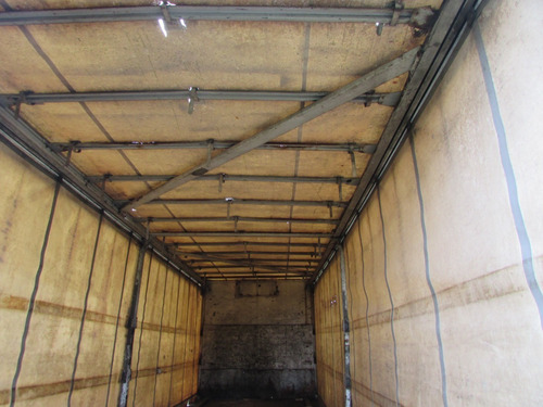 Imagem 3 de 7 de Bau Sider Sob Chassis