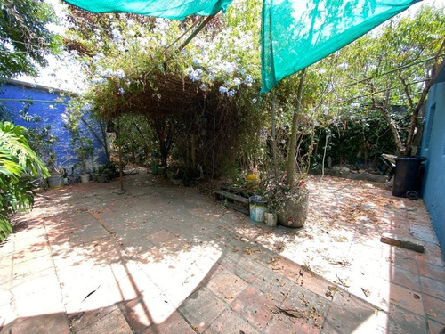 ¡oportunidad! Lega Propiedades Vende En Exclusividad Amplia Casa Con 2 Dormitorios