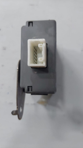Módulo Control De Puerta Toyota Matrix Xr 1.8 2008 (Usado)