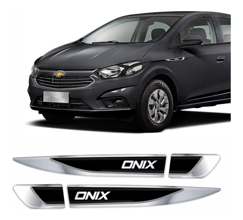 Adesivo Emblema Chevrolet Onix Resinado Cromado Aplique Lateral Par Res01