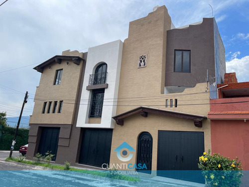 Casa En Venta Comercial Esquina, Lomas Del Tecnológico Morelia $3,948,000