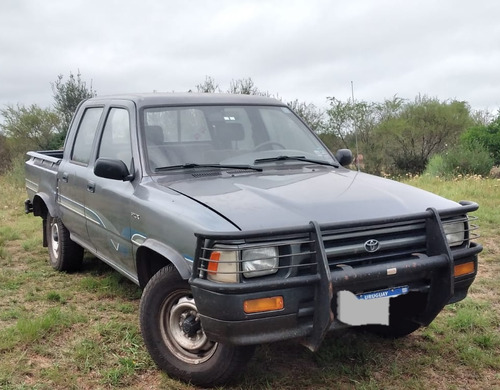 Toyota Hilux 2.4 D/cab 4x2 D