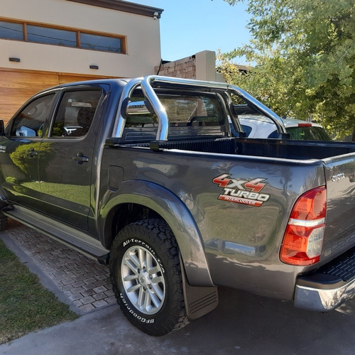 Toyota Hilux Srv 4x4 Año 2012 3.0