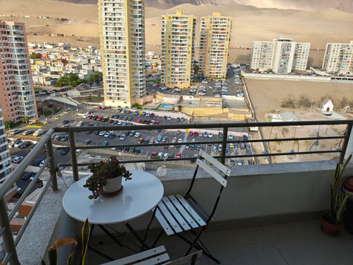 Bello Depto En Condominio Altos De Huayquique; 1d/1b + Est.