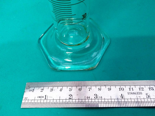 Meonli: Laboratorio Probeta 250ml Pirex Cristal (Usado)