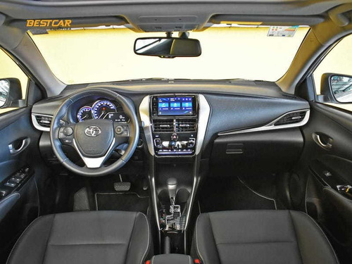 Toyota Yaris 1.5 16v Flex Sedan Xls