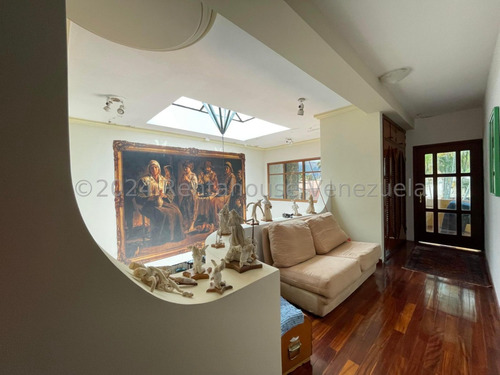 Casa Quinta En Venta Con Piscina Planta Eléctrica Excelente Distribución Cocina Empotrada Seguridad Dos Niveles Nela 24-21124