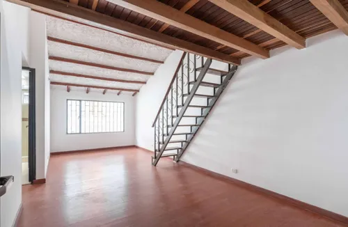 Casa En Venta En Puente Largo. Cod V5967