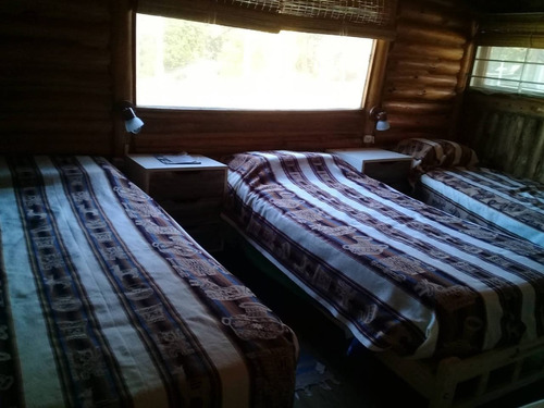 Imagen 21 de 29 de Mar Azul - Retasada !!! Confortable Cabaña De Tres Ambientes Construida En Piedra Y Madera.