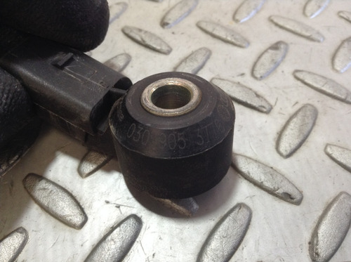 Sensor De Golpe Vw Jetta A4 2.0 Aut Mod 99-07 Original C/u (Usado)
