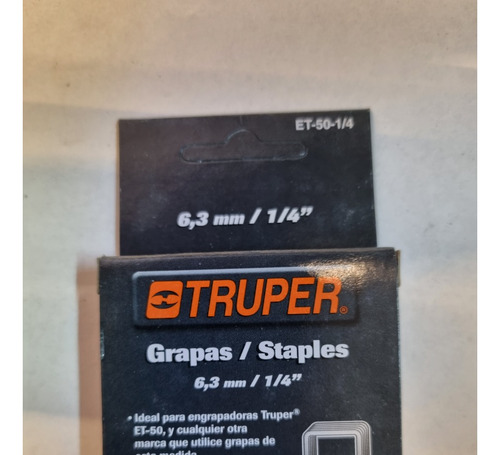 Grapa De Uso Rudo 1/4 Marca Truper, Caja Con 1000 Pzas