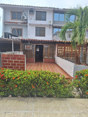 Casa En Venta En Puerto Morro