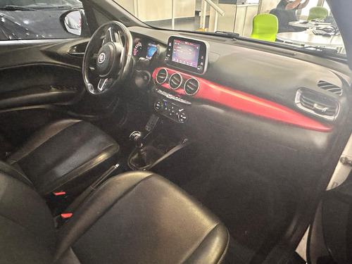 Fiat Argo 1.8 Hgt