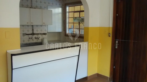 Casa Térrea, Zona Mista, Com 6 Salas, 2 Banheiros, 4 Vagas, Quintal E Edícula No Butantã - Cf65605