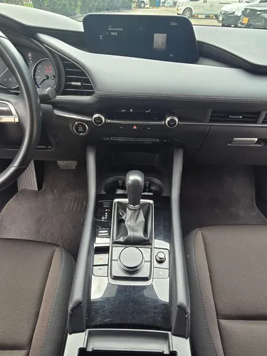 Mazda 3 2.0 Touring MHEV