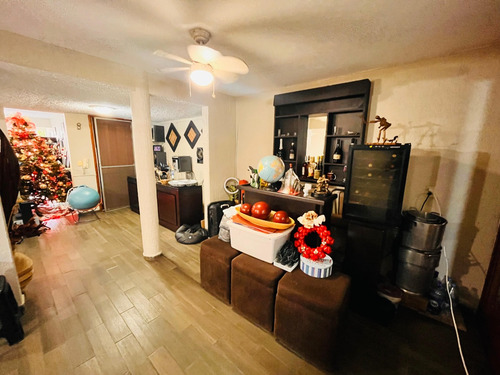 Casa En Venta En Veracruz En Floresta Con Jardín Y Alberca.