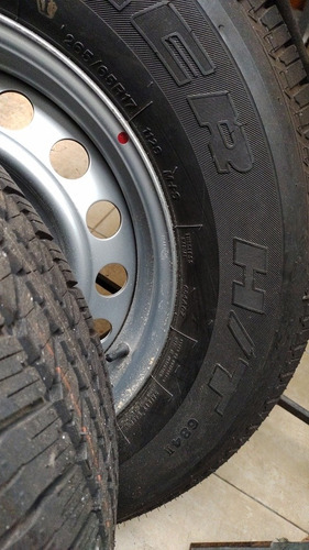 Cubierta Hilux Rod 17 Bridgestone Dueler Ht 265/65/17